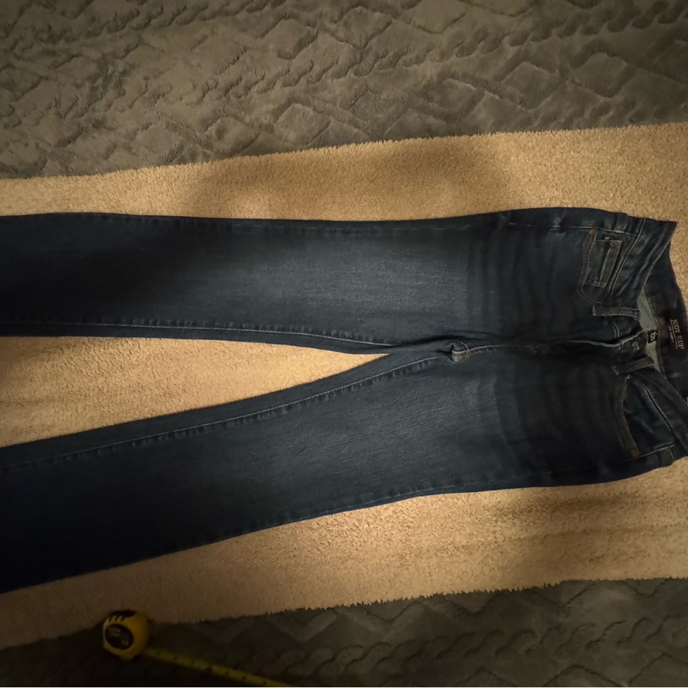 Judy Blue Slim Boot Cut size 1/25 Measurements in photos. Thanks for looking! - Picture 2 of 8